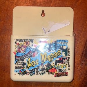 🎰🎲 Vintage LAS VEGAS NEVADA Magnetic Refrigerator Note Holder 🎲🎰